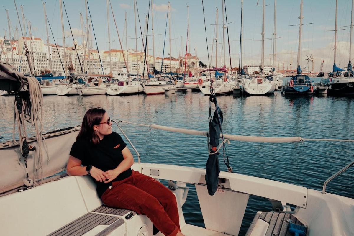 Hotel Surfbird Cozy Sailboat Escape Lisboa Exterior foto